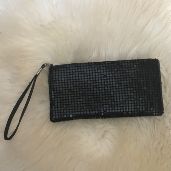 Sparkly black sequined wristlet - Picture 1 of 6